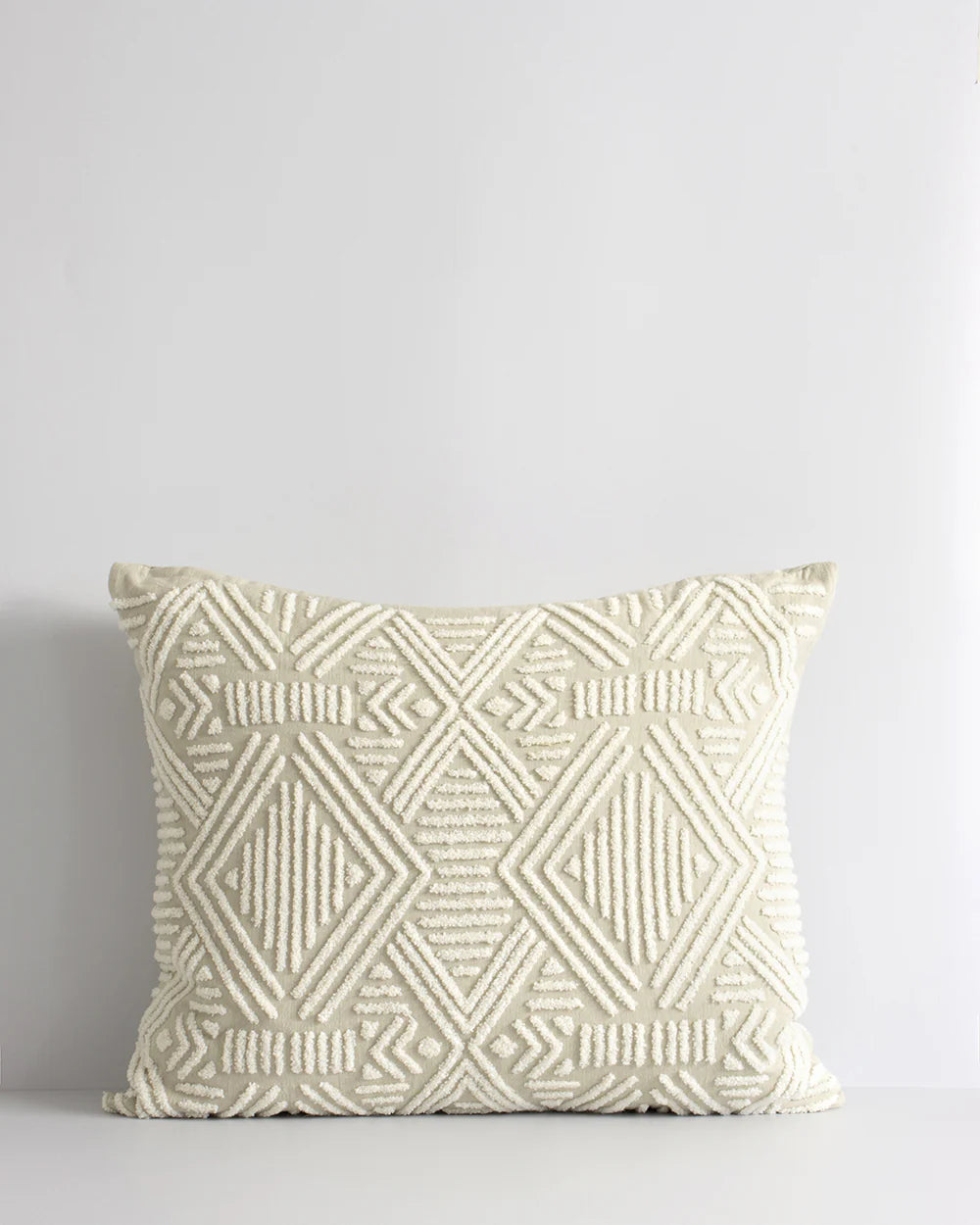 Cassius cushion natural