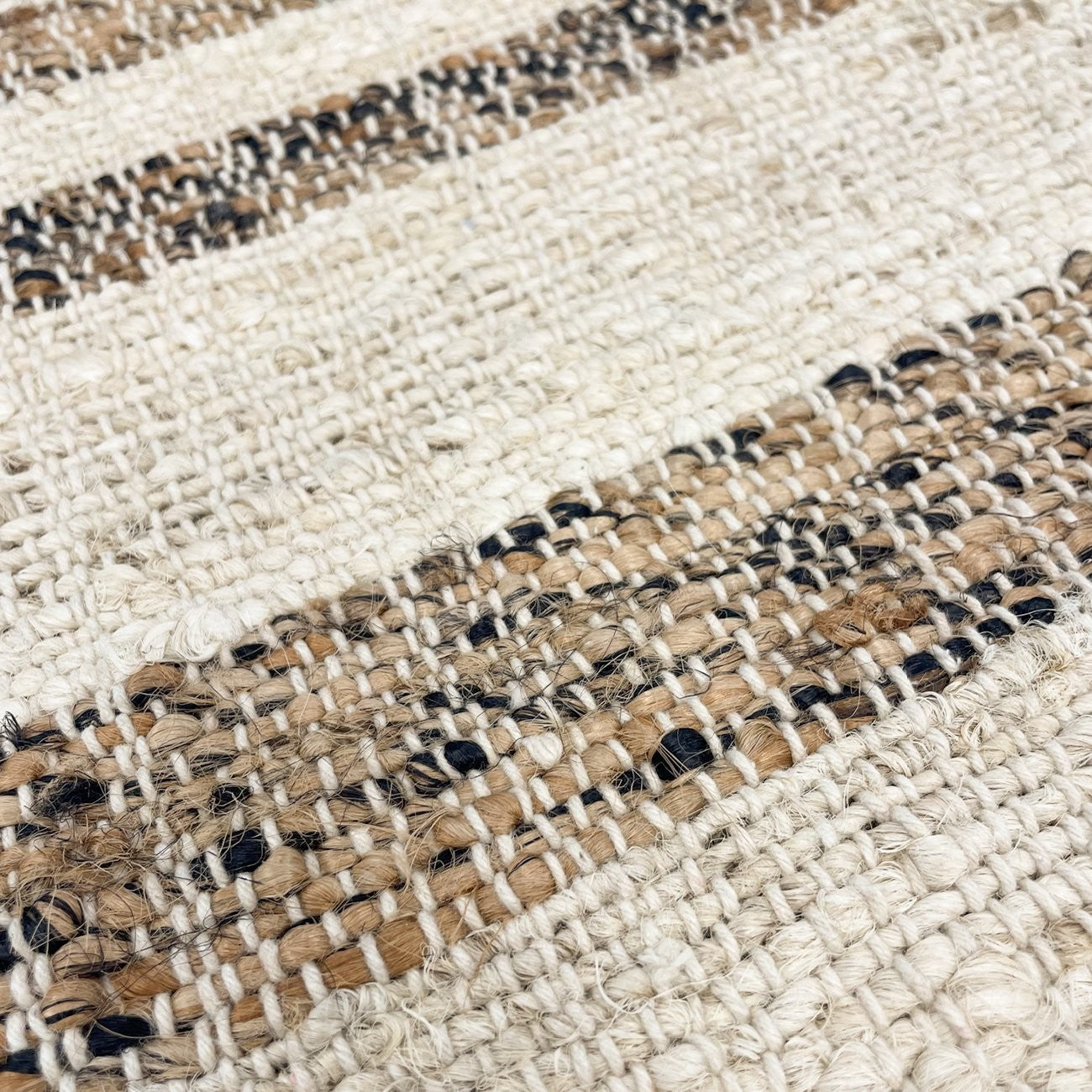BLYTHE RUG 200 X 300CM - IVORY / NATURAL