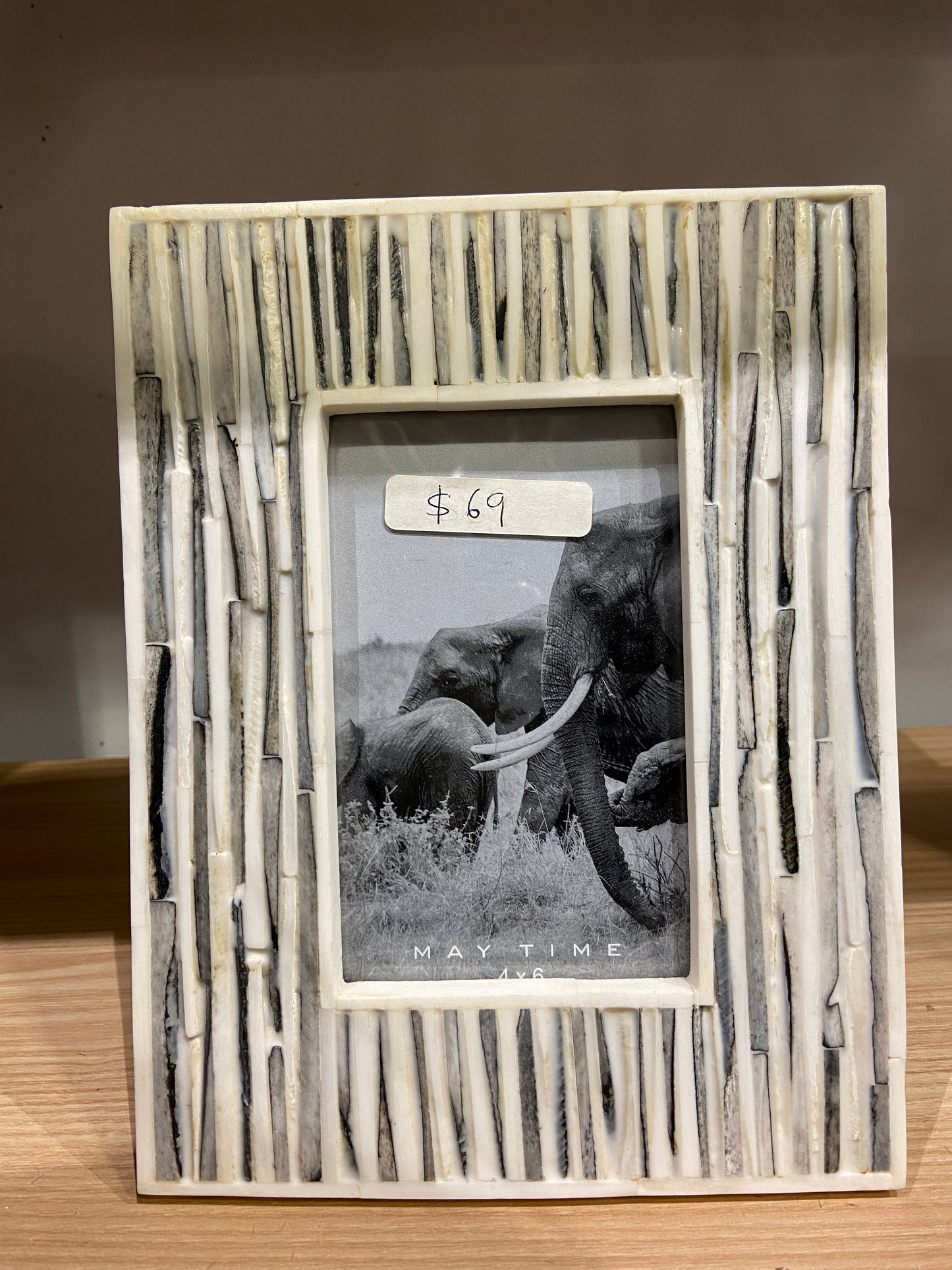 African photo frame