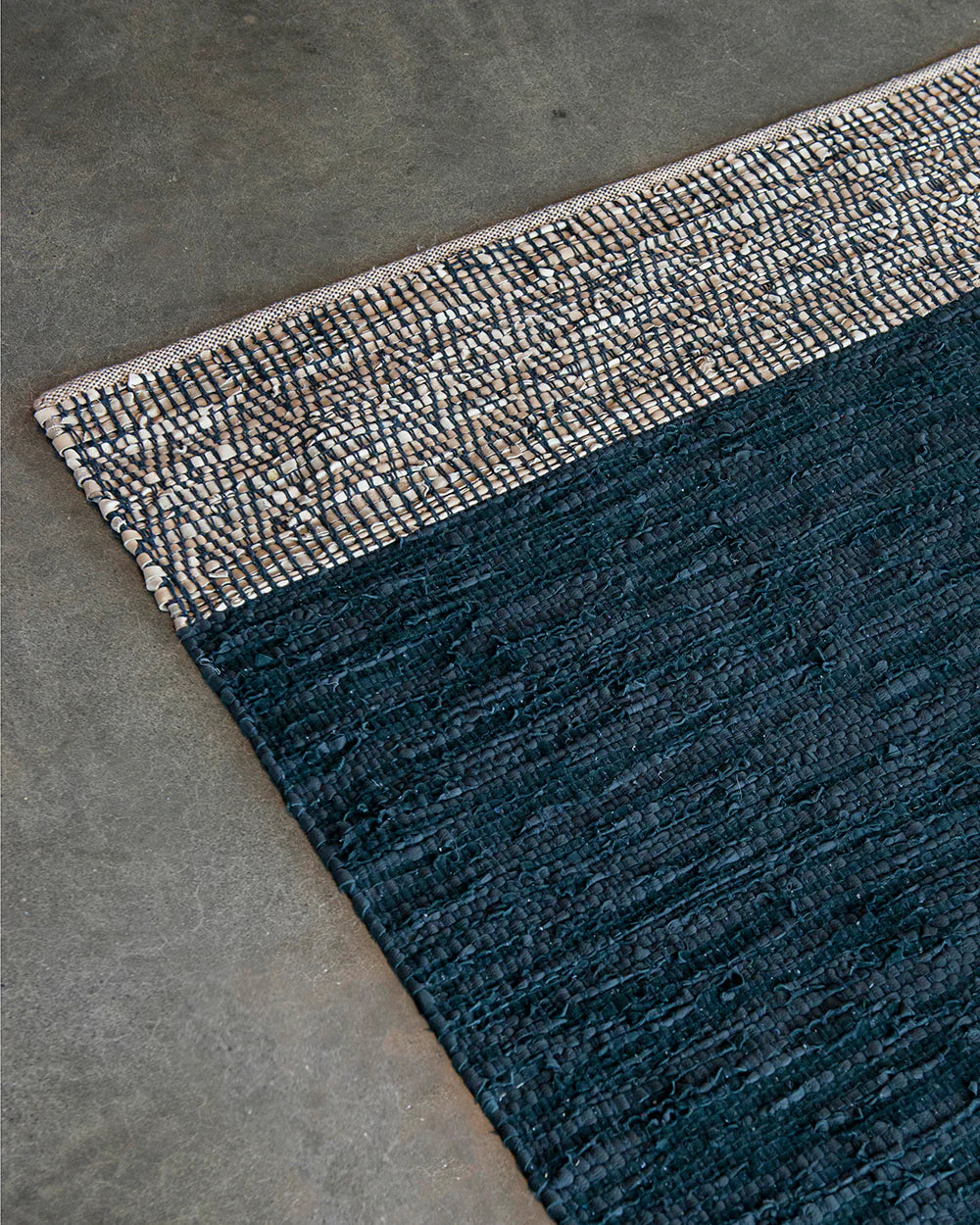 Caracas (Leather) Floor Rug - B lack/Saddle 160x230cm