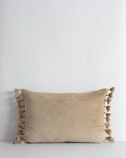 Este Cushion